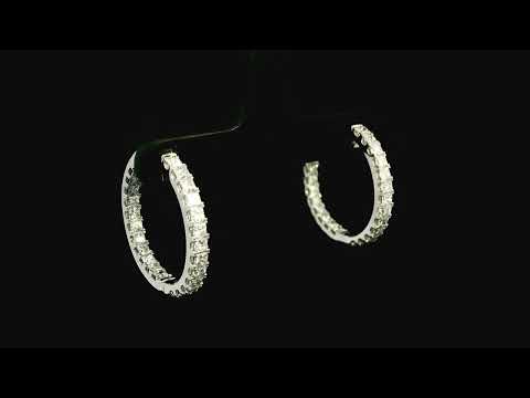 Rotating video showing the jewelry item