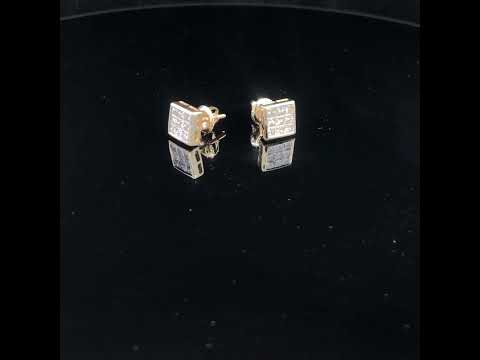 Rotating video showing the jewelry item