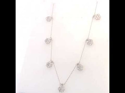 Rotating video showing the jewelry item