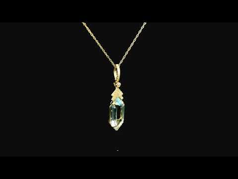 Rotating video showing the jewelry item
