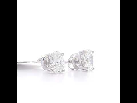 Rotating video showing the jewelry item