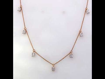 Rotating video showing the jewelry item