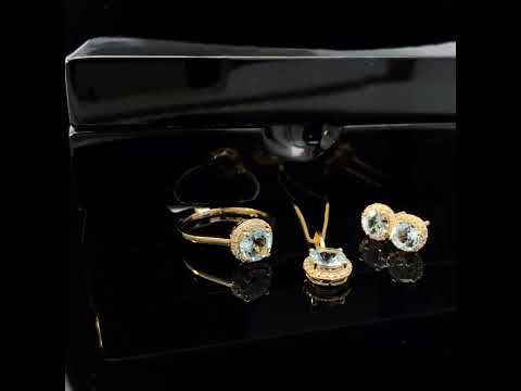 Rotating video showing the jewelry item