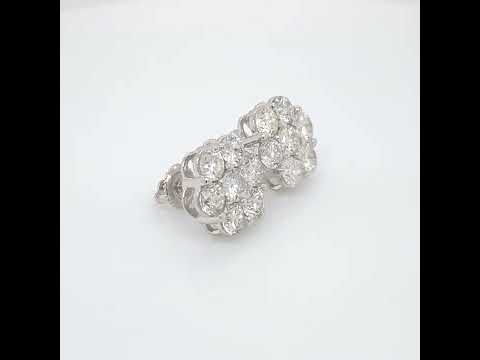 Rotating video showing the jewelry item