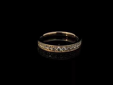 Rotating video showing the jewelry item