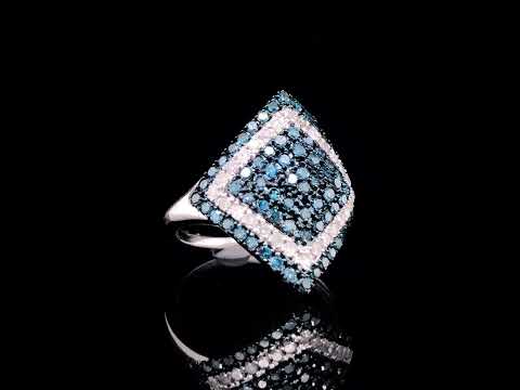 Rotating video showing the jewelry item