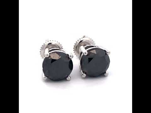 Rotating video showing the jewelry item