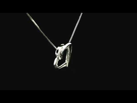 Rotating video showing the jewelry item