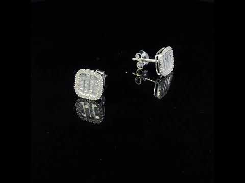 Rotating video showing the jewelry item