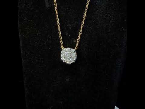 Rotating video showing the jewelry item