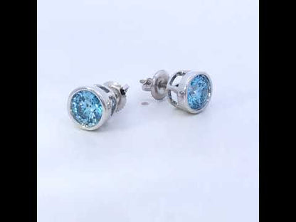 Rotating video showing the jewelry item