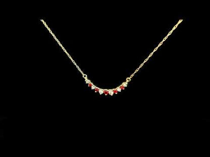 Rotating video showing the jewelry item