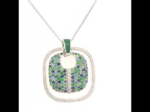 Rotating video showing the jewelry item