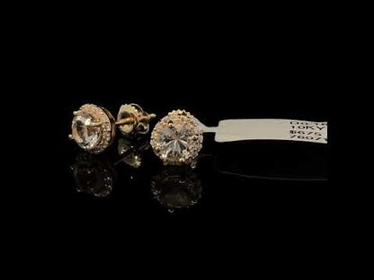 Rotating video showing the jewelry item
