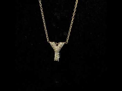 Rotating video showing the jewelry item