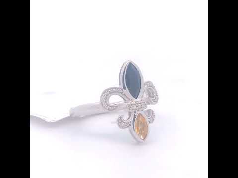 Rotating video showing the jewelry item