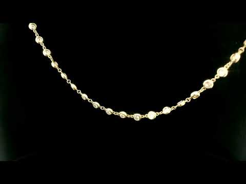 Rotating video showing the jewelry item