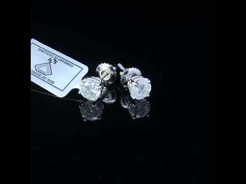 Rotating video showing the jewelry item