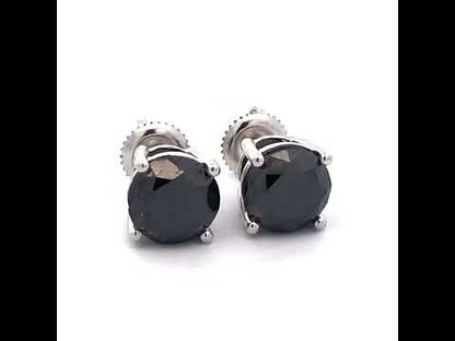 Rotating video showing the jewelry item