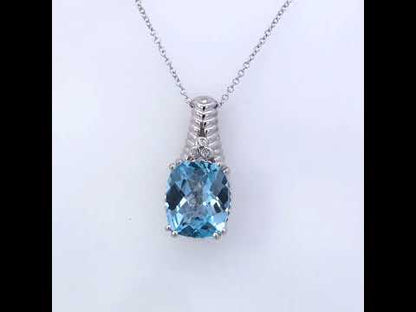 Rotating video showing the jewelry item