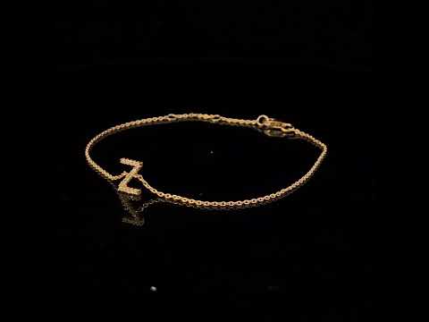 Rotating video showing the jewelry item