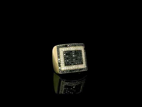Rotating video showing the jewelry item