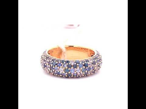 Rotating video showing the jewelry item