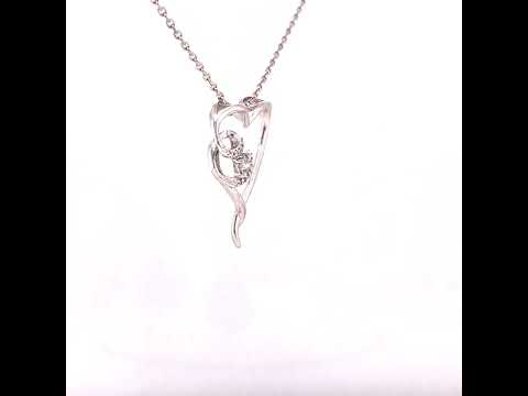 Rotating video showing the jewelry item