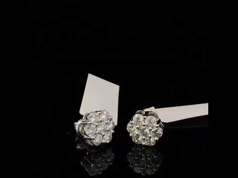 Rotating video showing the jewelry item