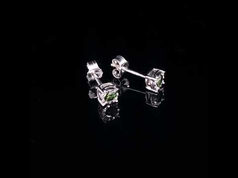 Rotating video showing the jewelry item