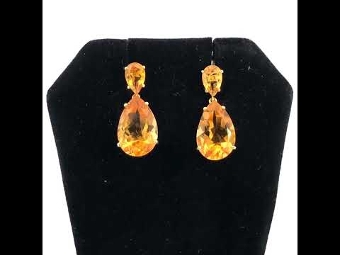 Rotating video showing the jewelry item