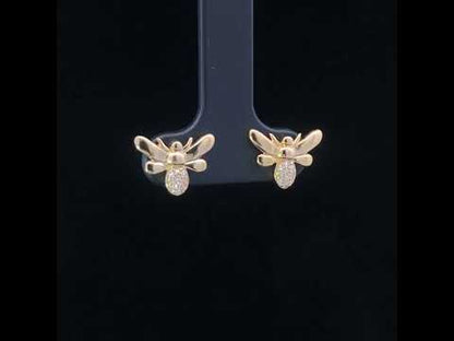 Rotating video showing the jewelry item