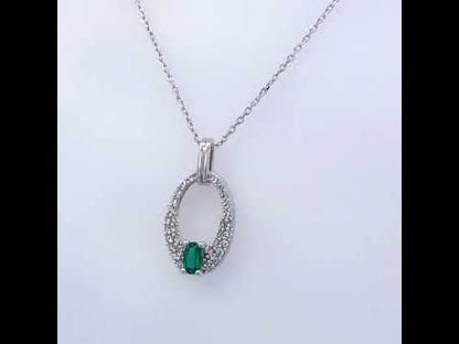 Rotating video showing the jewelry item