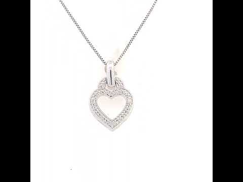 Rotating video showing the jewelry item