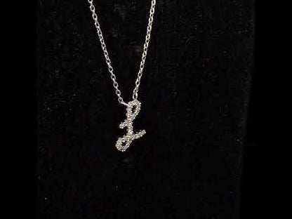 Rotating video showing the jewelry item