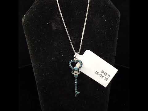 Rotating video showing the jewelry item