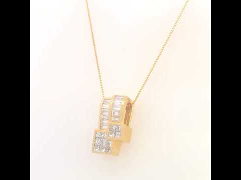 Rotating video showing the jewelry item