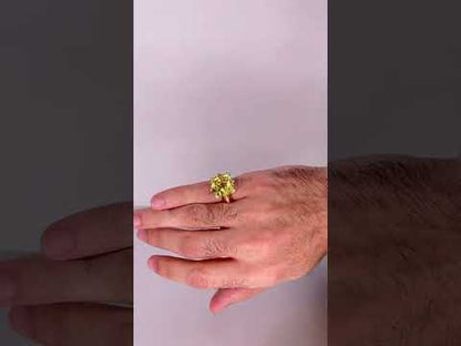 Rotating video showing the jewelry item