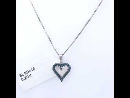 Rotating video showing the jewelry item