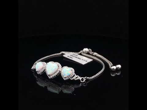 Rotating video showing the jewelry item