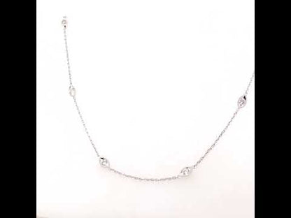 Rotating video showing the jewelry item