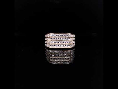 Rotating video showing the jewelry item