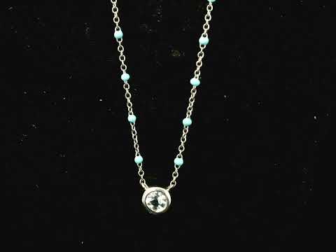 Rotating video showing the jewelry item