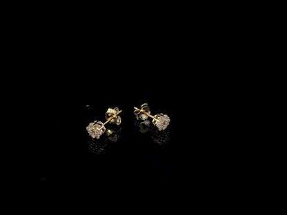 Rotating video showing the jewelry item