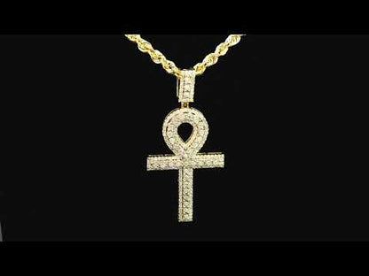 Rotating video showing the jewelry item