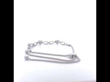 Rotating video showing the jewelry item