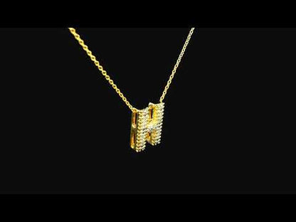 Rotating video showing the jewelry item