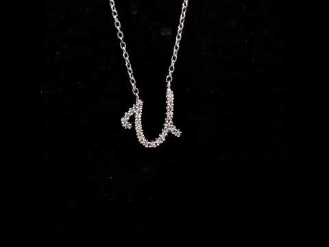 Rotating video showing the jewelry item