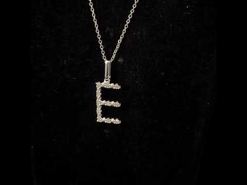 Rotating video showing the jewelry item