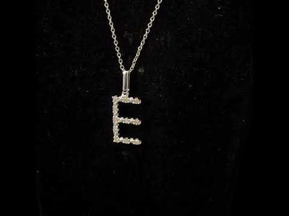 Rotating video showing the jewelry item